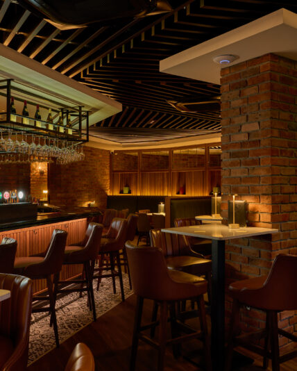 Main Bar 4500px