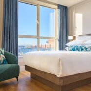 Suite Room 2 4500px-2